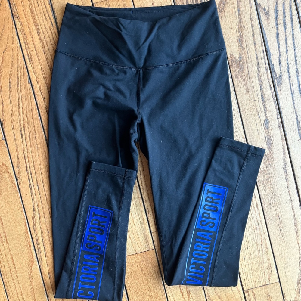 Victoria’s Secret Knockout Workout Leggings